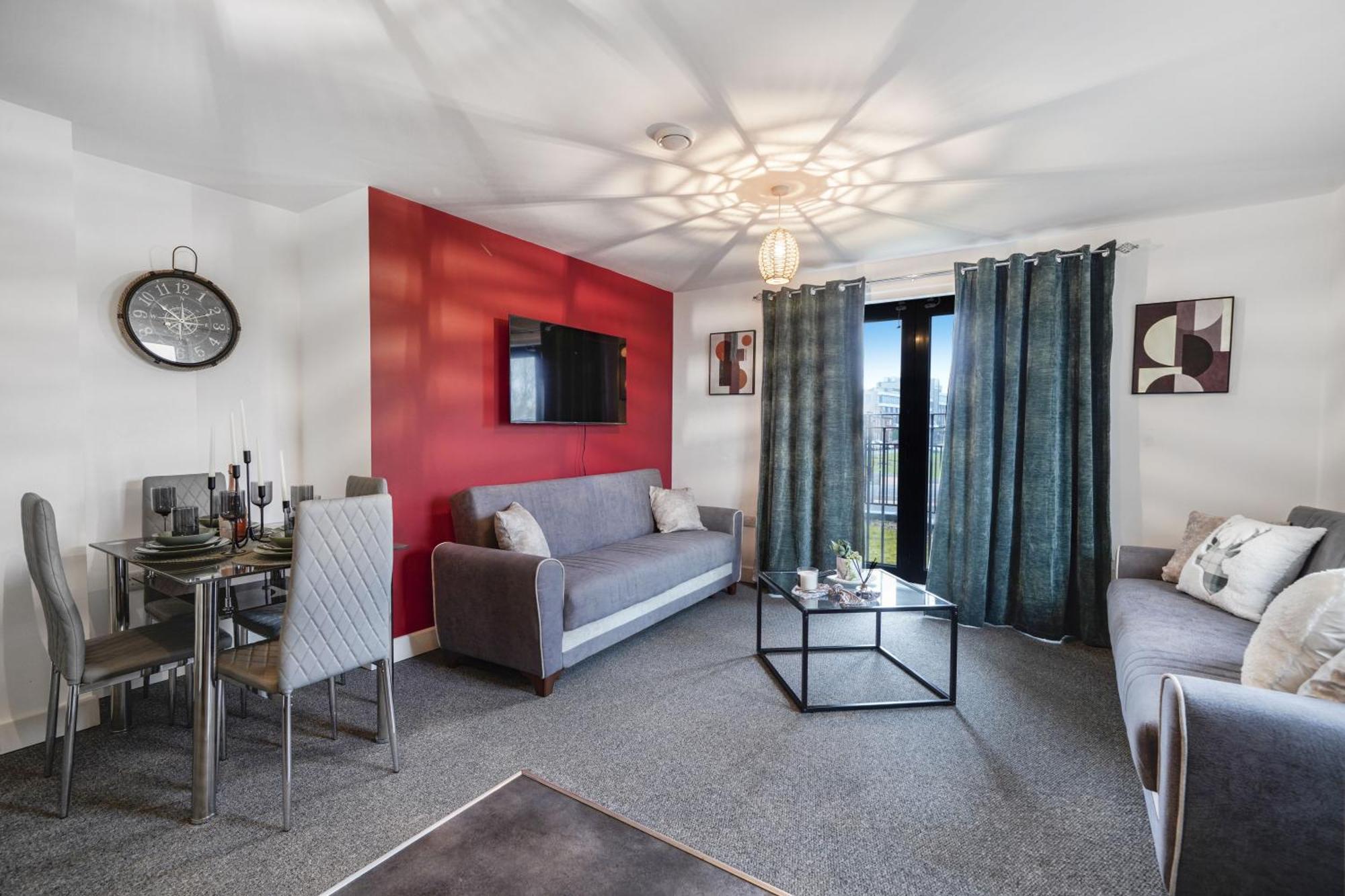 Modern Apartments With Free Parking Near Heathrow Colnbrook Екстериор снимка