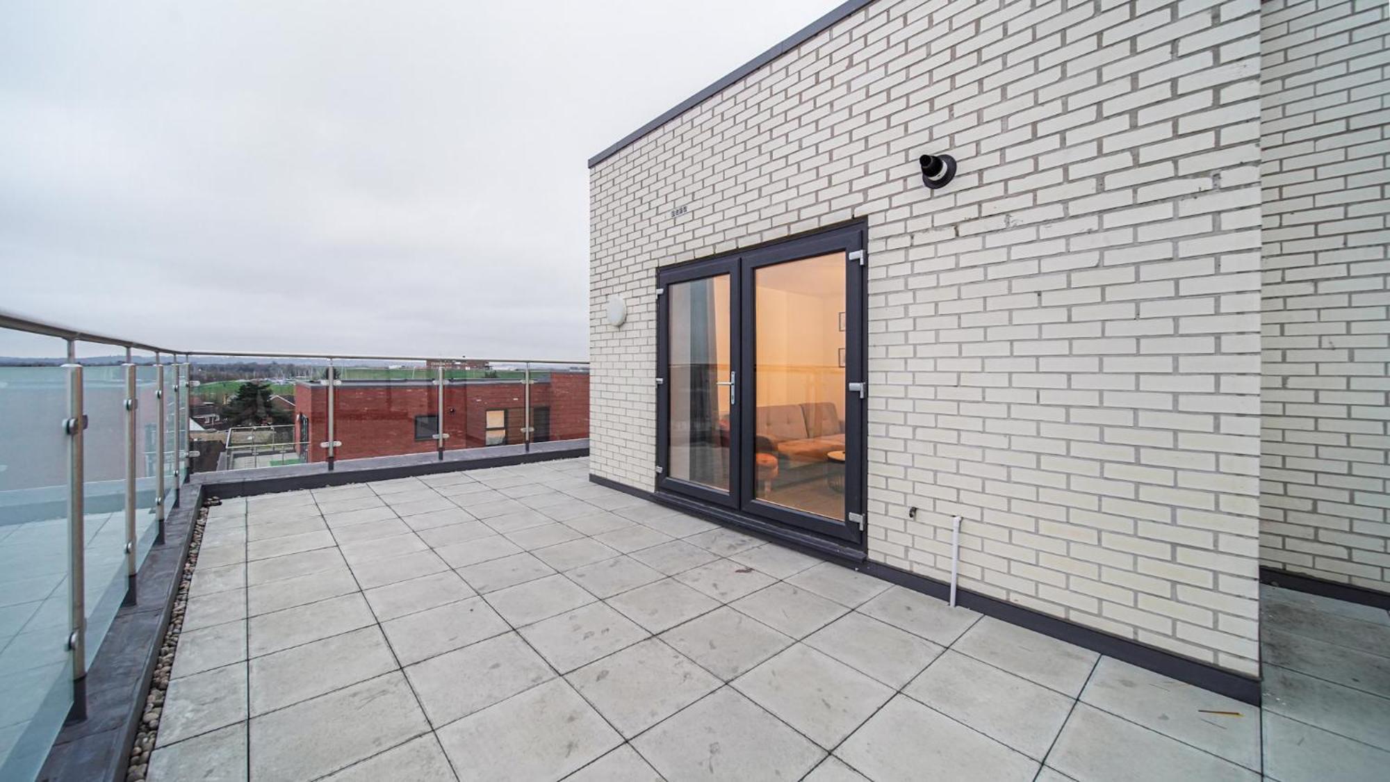Modern Apartments With Free Parking Near Heathrow Colnbrook Екстериор снимка