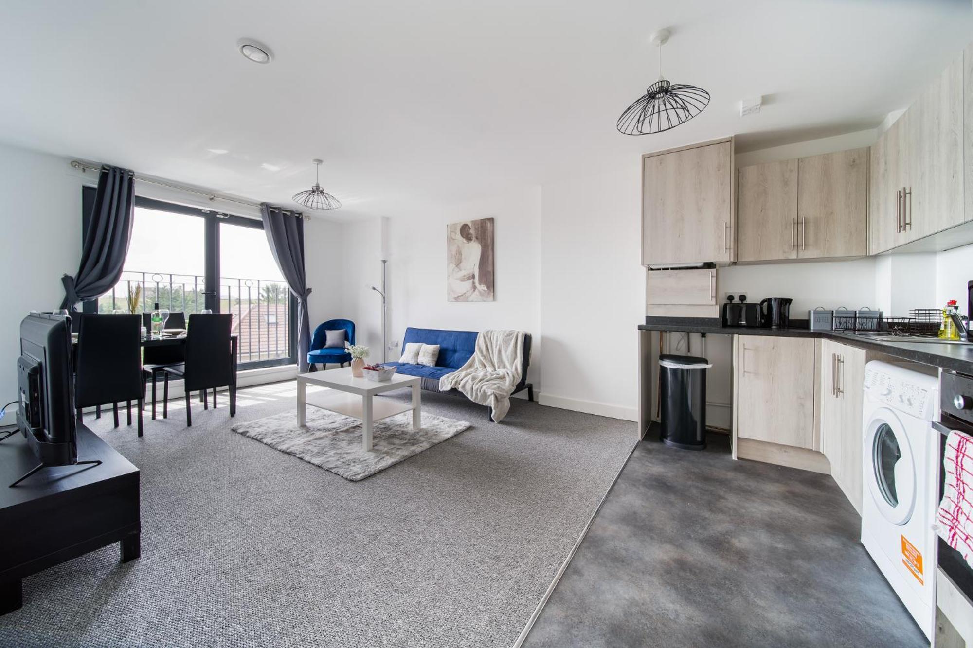 Modern Apartments With Free Parking Near Heathrow Colnbrook Екстериор снимка